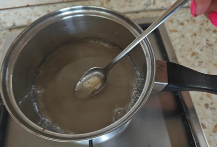 Фото шага рецепта Сырники с ванильным сиропом 186712 шаг 9  