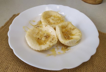 Фото шага рецепта Сырники в микроволновке 191205 шаг 10  