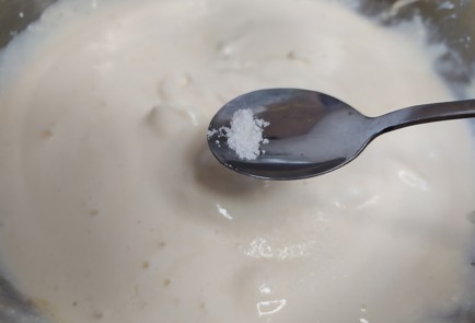 Фото шага рецепта Сырники в микроволновке 191205 шаг 4  