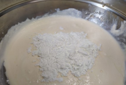 Фото шага рецепта Сырники в микроволновке 191205 шаг 6  