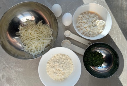 Фото шага рецепта Сырнотворожные вафли 189760 шаг 1  