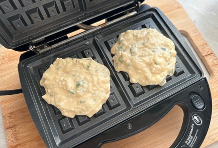 Фото шага рецепта Сырнотворожные вафли 189760 шаг 9  