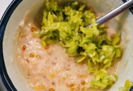 Фото шага рецепта Сырные чипсы с хреном 173343 шаг 8  