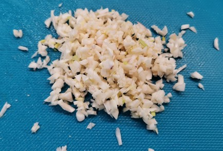 Фото шага рецепта Сырные чипсы с трюфелем 153115 шаг 3  