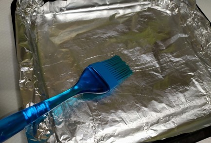 Фото шага рецепта Сырные чипсы 189401 шаг 6  