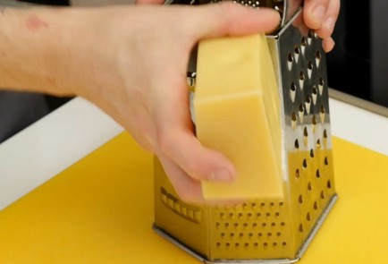 Фото шага рецепта Сырные крокеты 126455 шаг 2  