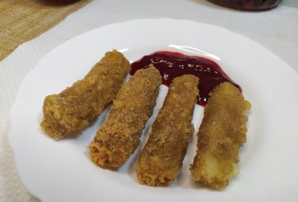 Фото шага рецепта Сырные палочки 190510 шаг 10  