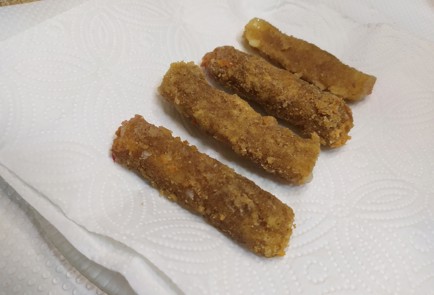 Фото шага рецепта Сырные палочки 190510 шаг 9  