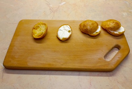 Фото шага рецепта Сырные профитроли гужеры 187927 шаг 12  