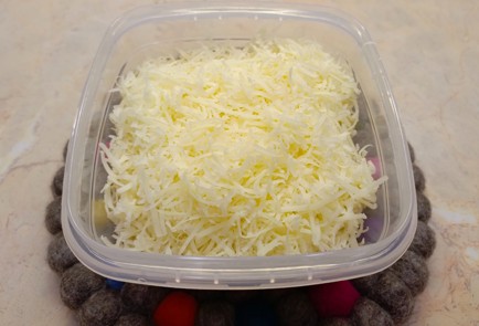 Фото шага рецепта Сырные профитроли гужеры 187927 шаг 2  