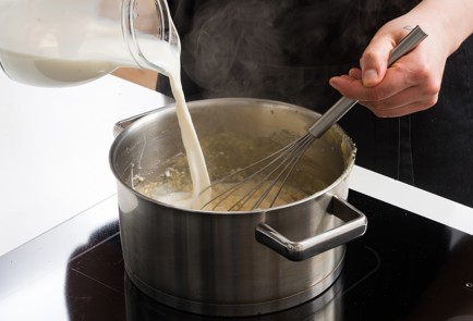 Фото шага рецепта Сырный соус 152340 шаг 4  