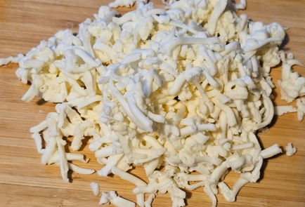 Фото шага рецепта Сырный суп с цветной капустой 191240 шаг 2