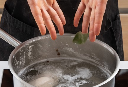 Фото шага рецепта Сырный суп с курицей 175464 шаг 3  