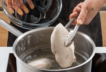 Фото шага рецепта Сырный суп с курицей 175464 шаг 7  