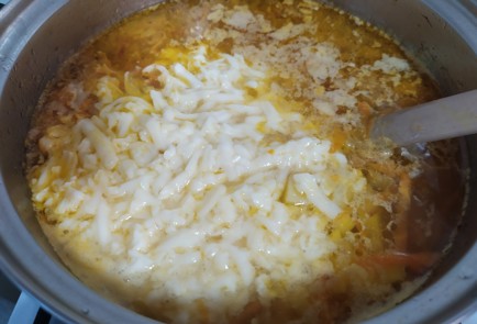 Фото шага рецепта Сырный суп 190190 шаг 8  