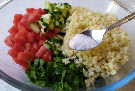 Фото шага рецепта Табуле с булгуром и овощами 189864 шаг 5  