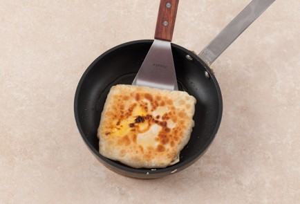 Фото шага рецепта Тайский манговый блин 39041 шаг 6  