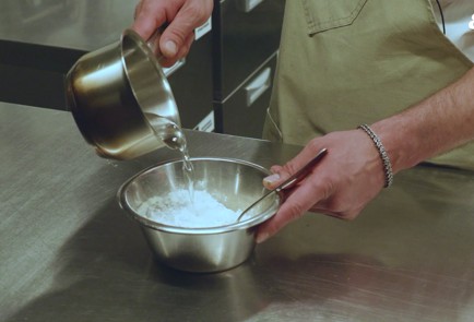 Фото шага рецепта Тако с говядиной и маринованной курагой 186434 шаг 2  