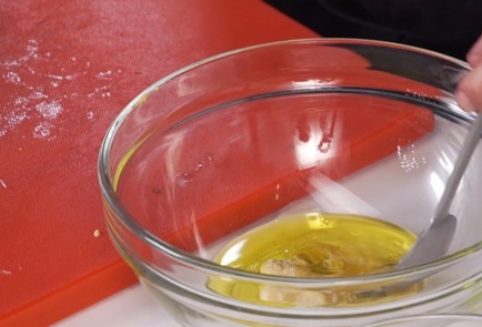 Фото шага рецепта Тальята с пиканьей руколой и маринованной черешней 137044 шаг 5  