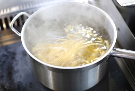 Фото шага рецепта Тальятелле болоньезе 138587 шаг 5