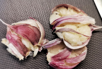 Фото шага рецепта Тальятелле со шпинатом и шампиньонами 151512 шаг 2  