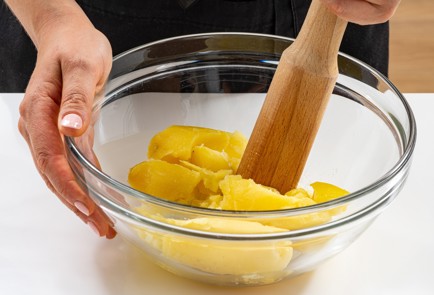 Фото шага рецепта Тарамасалата 186571 шаг 3  