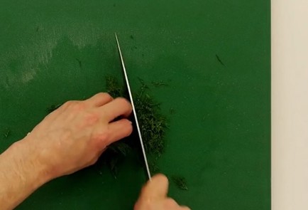 Фото шага рецепта Болгарский холодный суп таратор 125346 шаг 7  