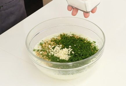 Фото шага рецепта Болгарский холодный суп таратор 125346 шаг 9  