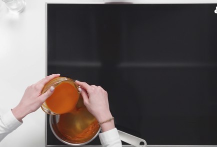 Фото шага рецепта Тарт с хурмой и облепихой 153002 шаг 17  