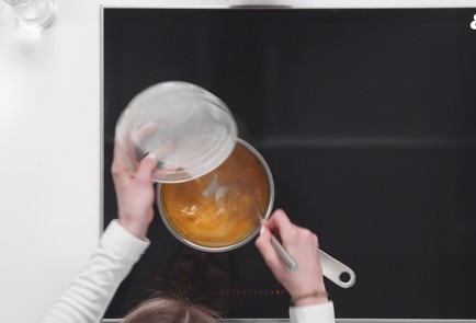 Фото шага рецепта Тарт с хурмой и облепихой 153002 шаг 19  