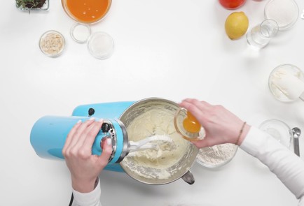 Фото шага рецепта Тарт с хурмой и облепихой 153002 шаг 2  