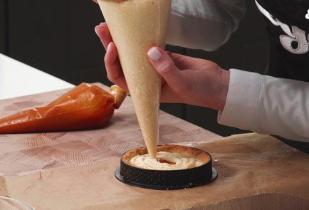 Фото шага рецепта Тарт с хурмой и облепихой 153002 шаг 20  