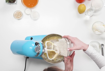 Фото шага рецепта Тарт с хурмой и облепихой 153002 шаг 3  