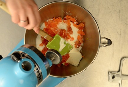 Фото шага рецепта Тарт с рикоттой лимонной цедрой и цукатами 49580 шаг 2  