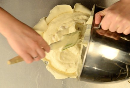 Фото шага рецепта Тарт с рикоттой лимонной цедрой и цукатами 49580 шаг 4  