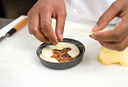 Фото шага рецепта Облегченный тарт татен 30244 шаг 3  