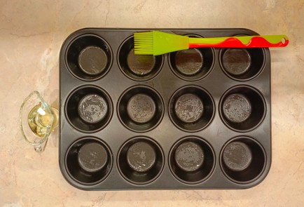 Фото шага рецепта Тарталеткирозы с кабачком 186997 шаг 2