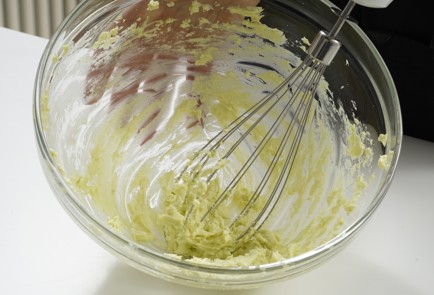 Фото шага рецепта Тарталетки с икрой и васаби 152956 шаг 5  