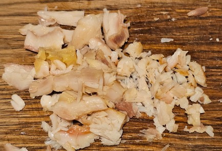 Фото шага рецепта Тарталетки с рыбной начинкой 190855 шаг 2  