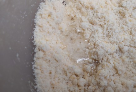 Фото шага рецепта Тарталетки с селедочным маслом 189086 шаг 3  