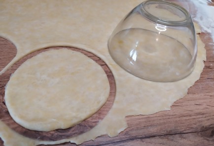 Фото шага рецепта Тарталетки с селедочным маслом 189086 шаг 5  