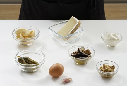 Фото шага рецепта Тарталетки со шпротами 152973 шаг 1  