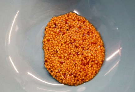 Фото шага рецепта Татаки из тунца в пикантном соусе 152861 шаг 2  