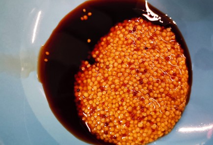 Фото шага рецепта Татаки из тунца в пикантном соусе 152861 шаг 3  