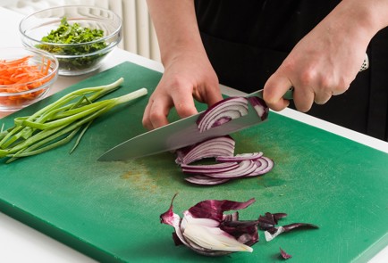 Фото шага рецепта Тайский салат с жареным тофу 152047 шаг 6  