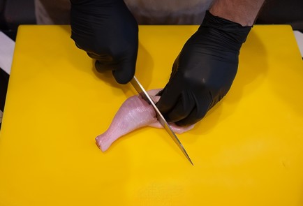 Фото шага рецепта Тажин с курицей и солеными лимонами 138584 шаг 1  