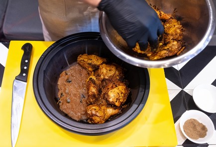 Фото шага рецепта Тажин с курицей и солеными лимонами 138584 шаг 5  