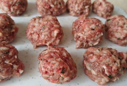 Фото шага рецепта Тефтели из говяжьего фарша 190565 шаг 7  