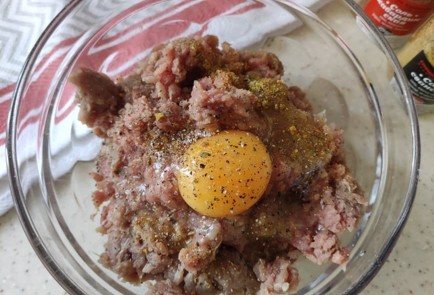 Фото шага рецепта Тефтели подомашнему в томатном соусе 173390 шаг 2  