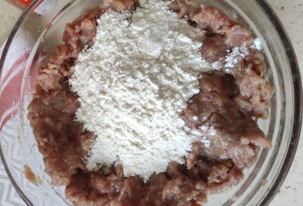Фото шага рецепта Тефтели подомашнему в томатном соусе 173390 шаг 3  